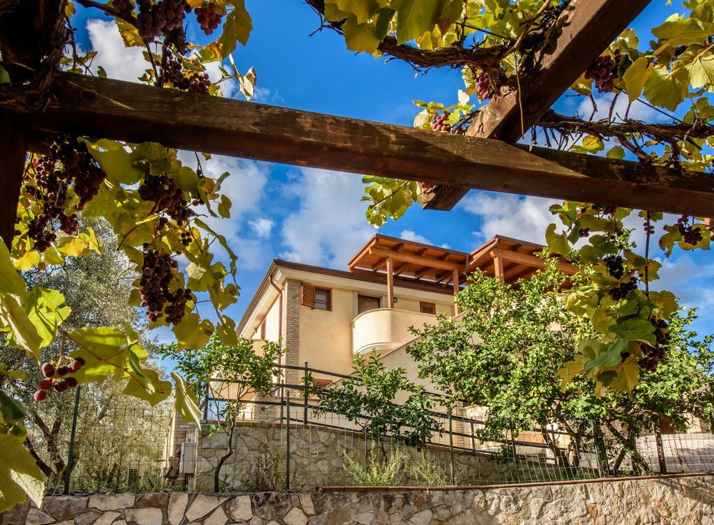 Albergo Il Giardino Foce Varano Eksteriør bilde