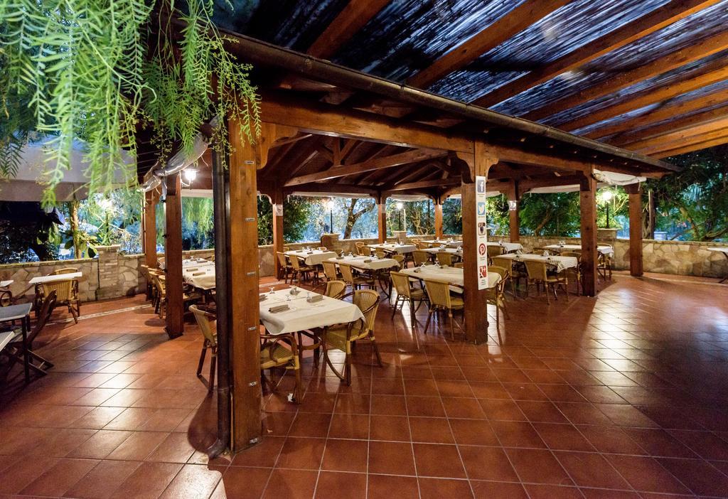 Albergo Il Giardino Foce Varano Eksteriør bilde